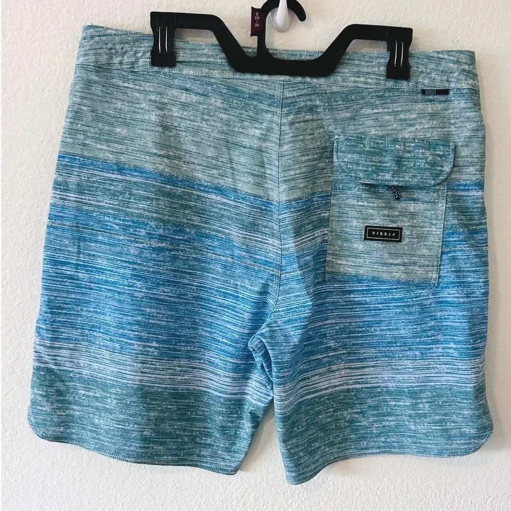 Vissla Beach Surfer Blue Green Striped Upcycled Coconut Board Shorts Size 36